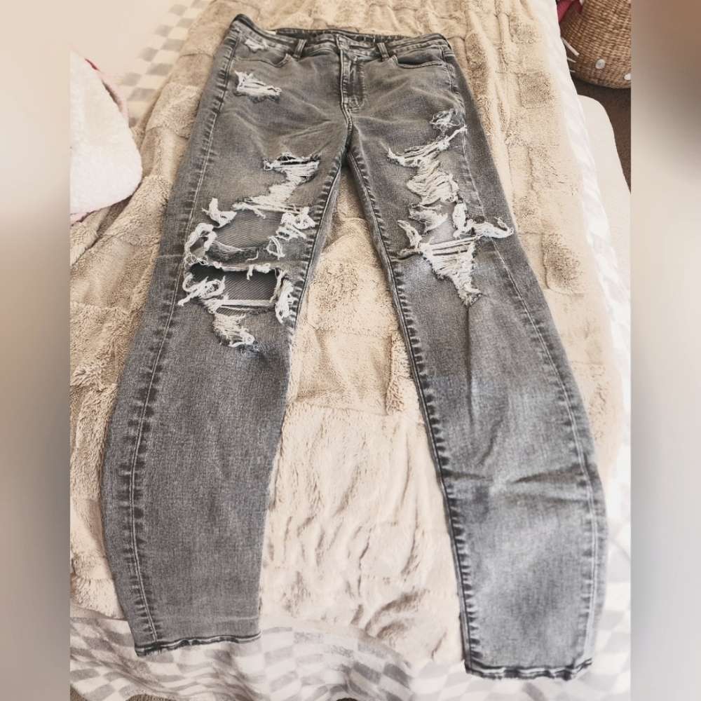 Women's Distressed American Eagle Jegging